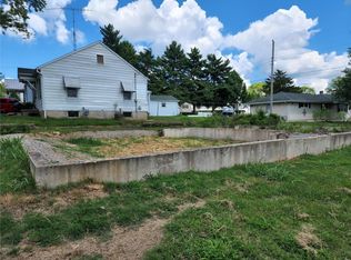 2 Garfield St, Chester, IL 62233