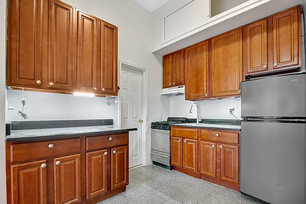 Rented by Corcoran | media 13