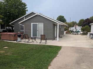 5573 E Helmsman Dr, Port Clinton, OH