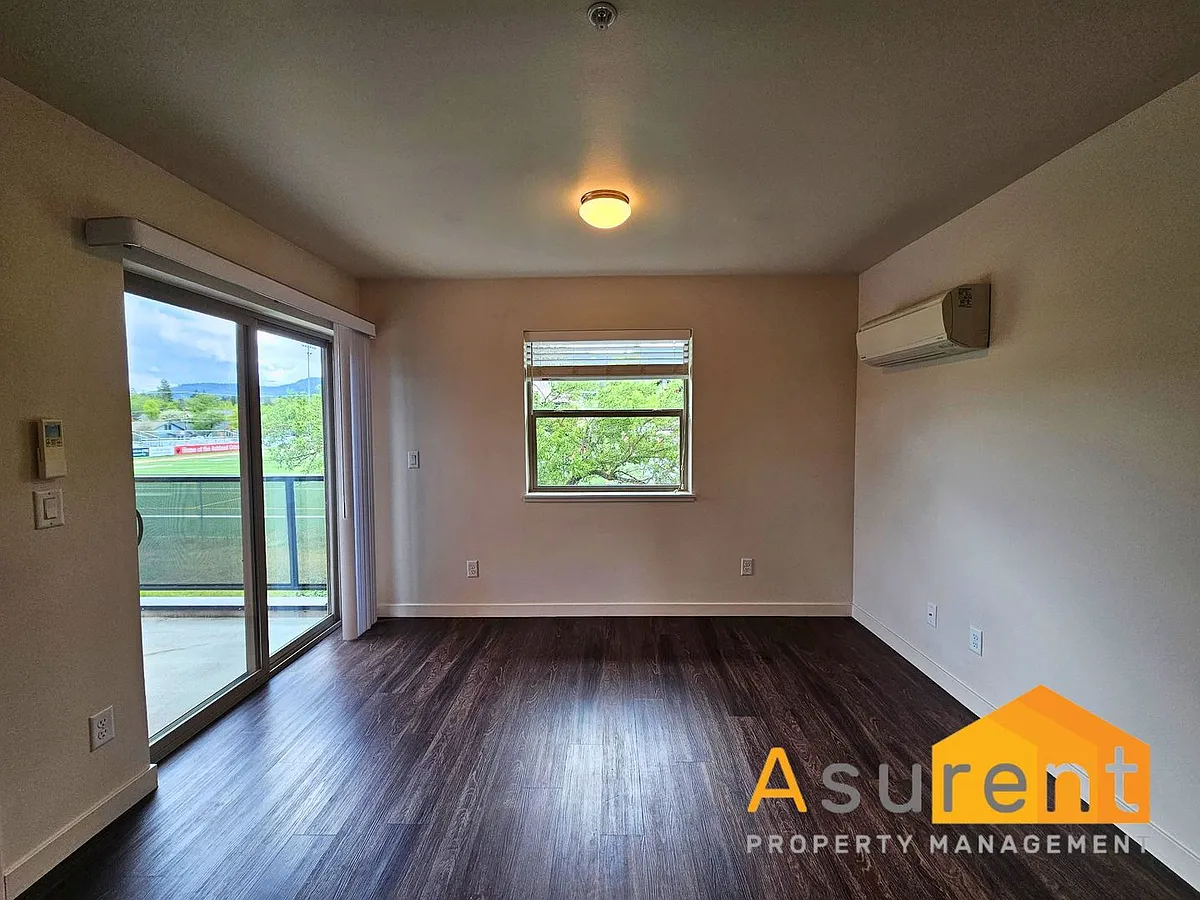 Building Photo - 73 S Mountain Ave