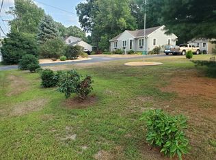 920 Stony Ln, North Kingstown, RI 02852