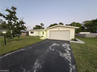 1201 Betmar Blvd, North Fort Myers, FL 33903