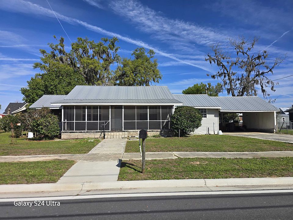 1st image of 641 SW Horry Ave