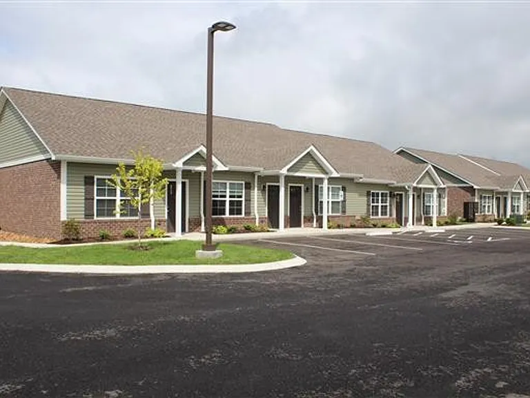1201 S Water - Kendra Place Apartments — Photo 2