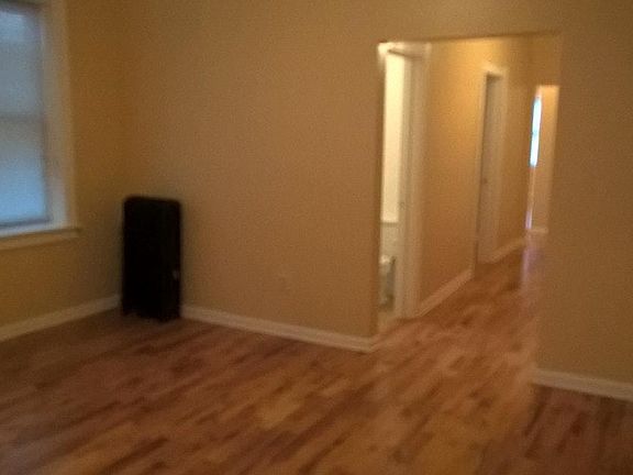 2nd image of 237 N Lavergne Ave APT 1