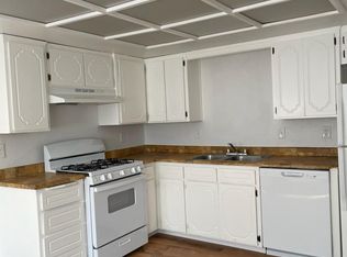 319 W Tulare Ave APT E, Visalia, CA 93277