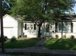 617 N Madison St, Marion, IL 62959