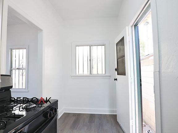 5th image of 3906 W Mont Clair St #3908-1/4