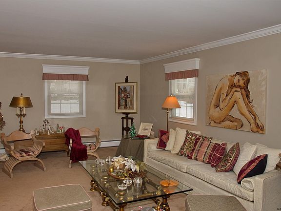5th image of 65 Blue Spruce Ln