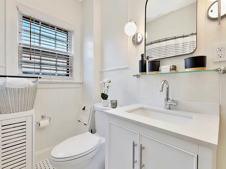 427 N Battin Ave — Photo 44