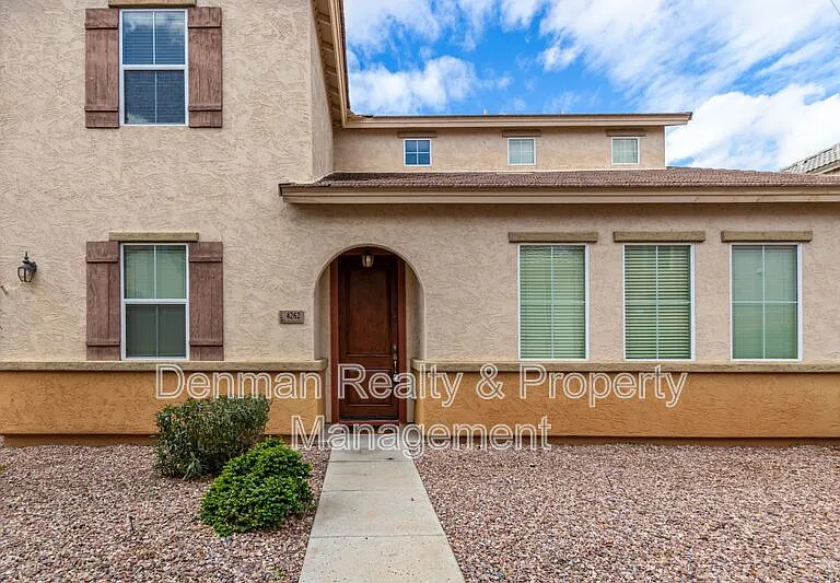 4262 E Carla Vista Dr — Photo 2