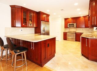 49 Henry St, Scarsdale, NY 10583