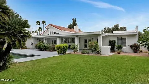 7250 E Paradise Dr — Photo 8