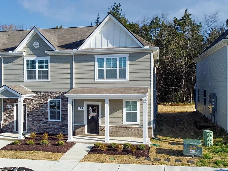129 Cecil Rd — Photo 1