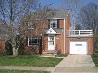 1353 Villa Dr, South Euclid, OH 44121