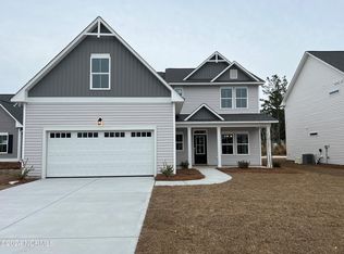 86 W Weatherbee Way, Hampstead, NC 28443