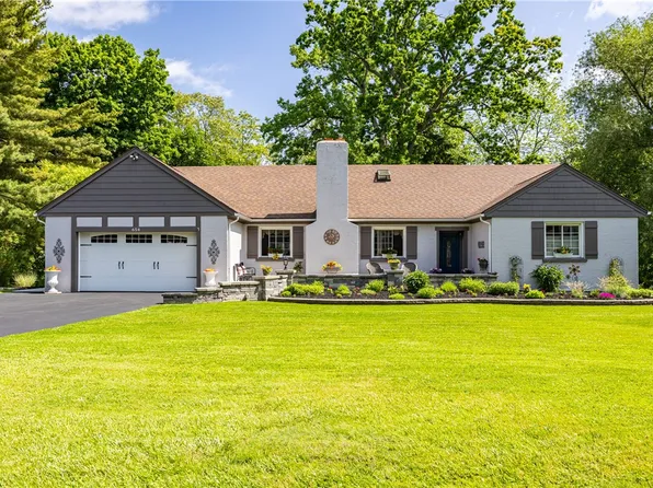 654 Lake Shore Blvd, Rochester, NY 14617