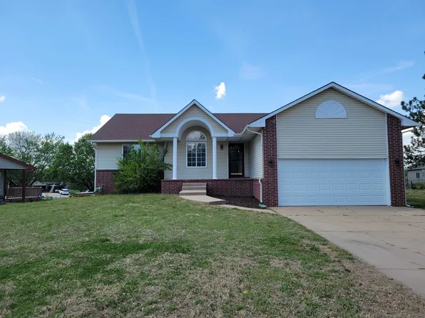 610 Sykes Rd, Wellington, KS 67152