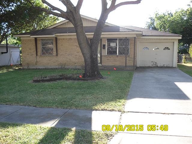 1st image of 2015 Rhonda Dr