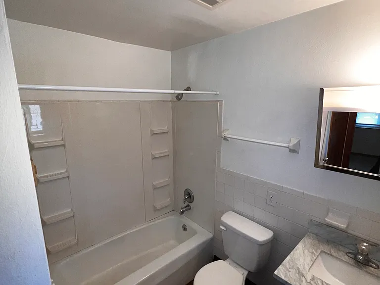 621 Koogler St #1-12 — Photo 31