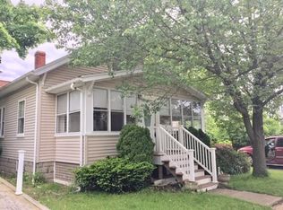 19 Raymond Rd, Salem, MA 01970