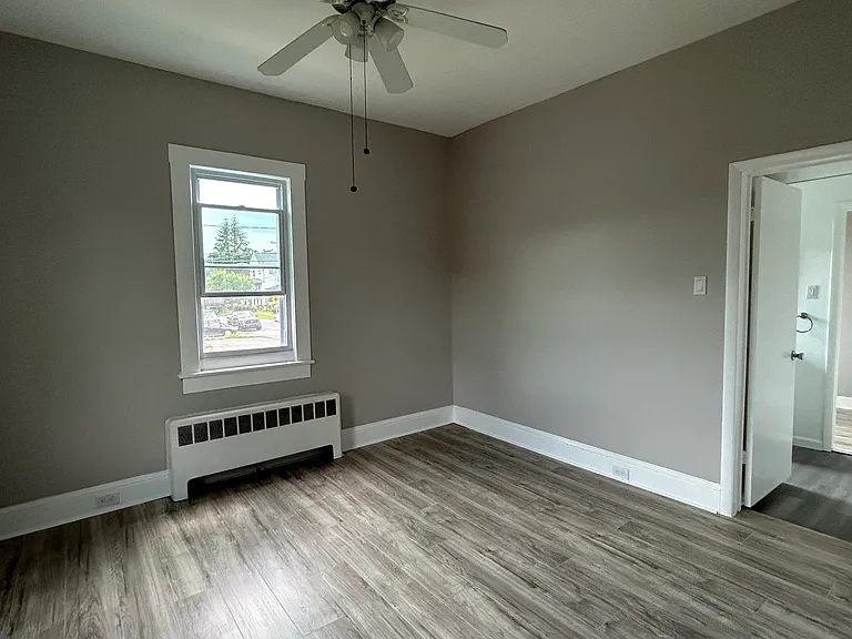 929 Stafford Ave #1 — Photo 7