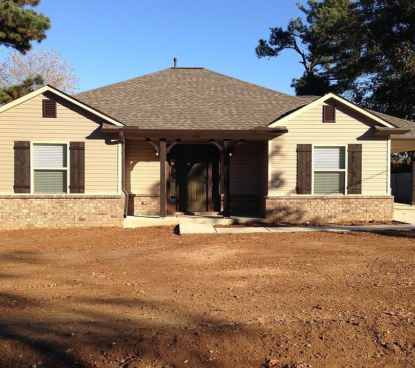 1st image of 902 Wiley Dr