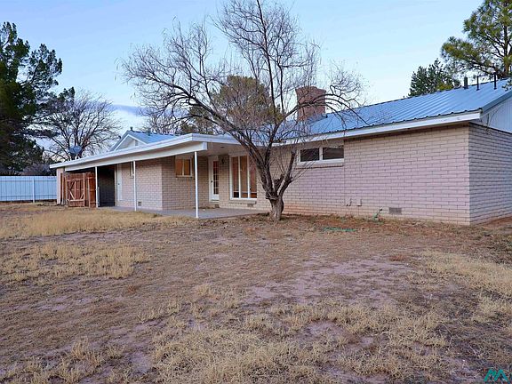 2nd image of 1006 De Bremond Dr