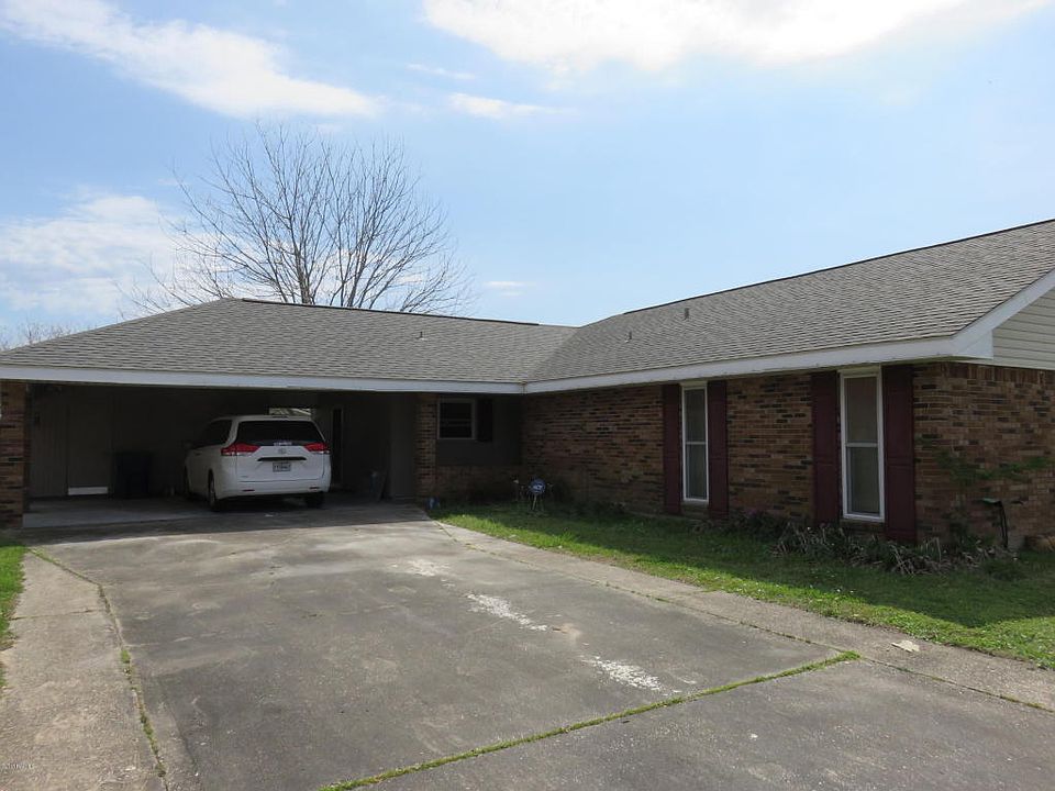1st image of 110 Saint James Dr