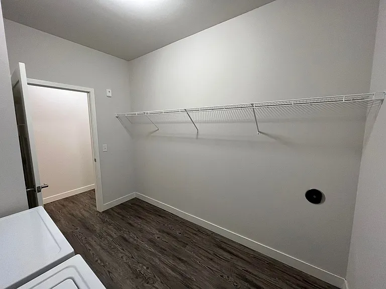 Cottage Grove Commons: Gaston — Photo 113