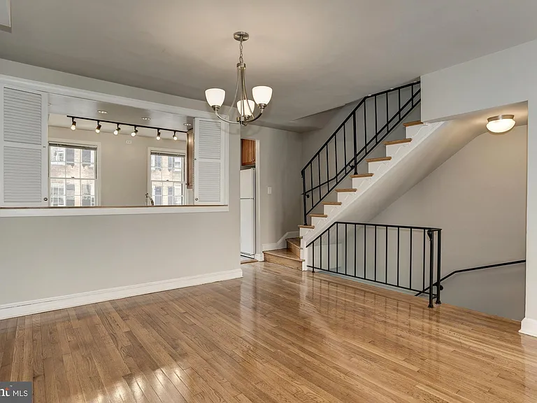 2531 Queen Annes Ln NW — Photo 7