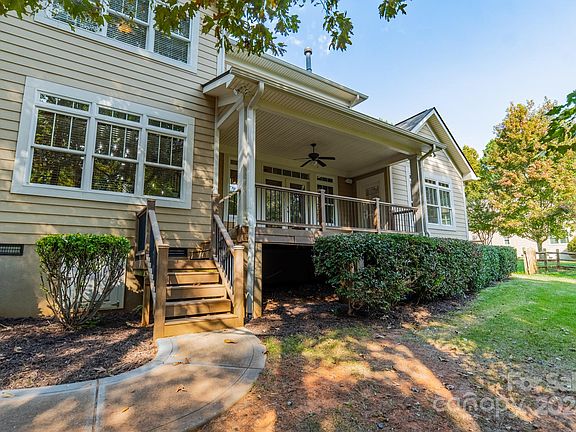4th image of 103 Linden Falls Ct