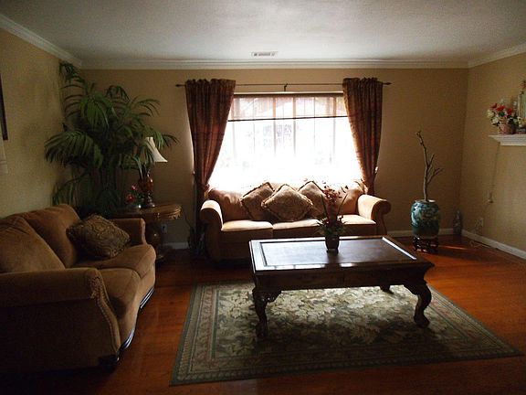 5th image of 2866 Pinecrest Ct