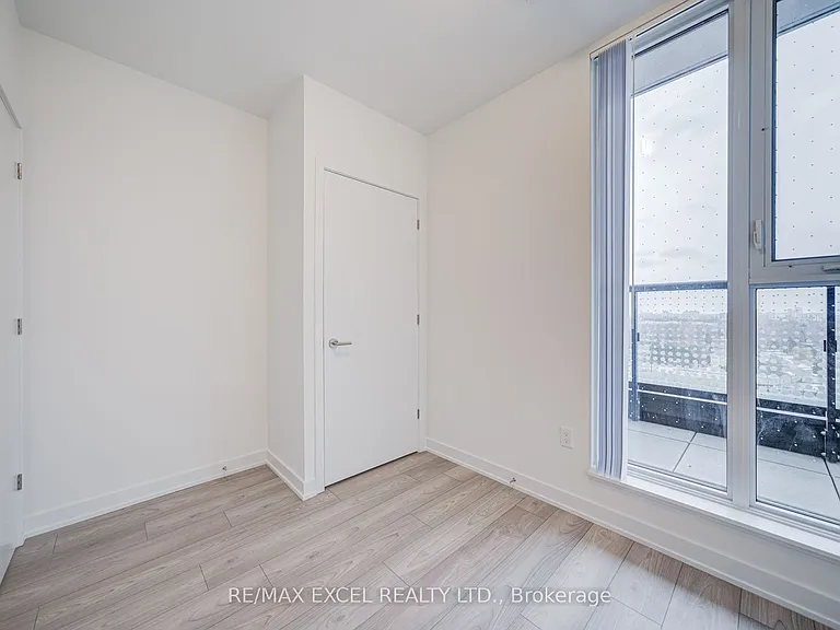 5858 Yonge St #1011 — Photo 34