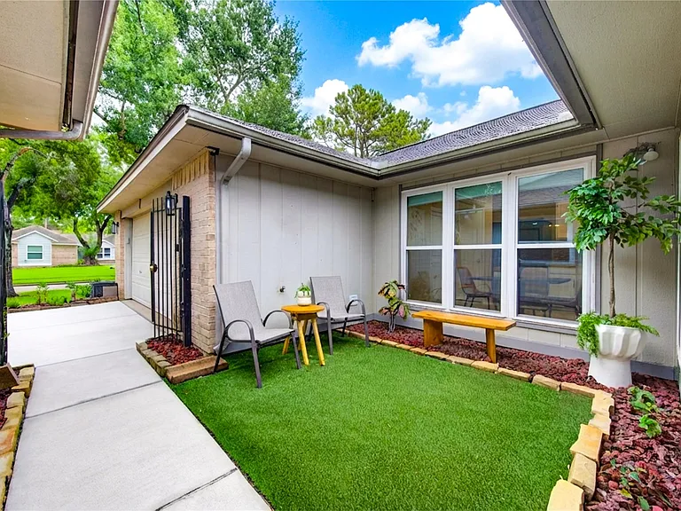 7023 Brockington Dr — Photo 38