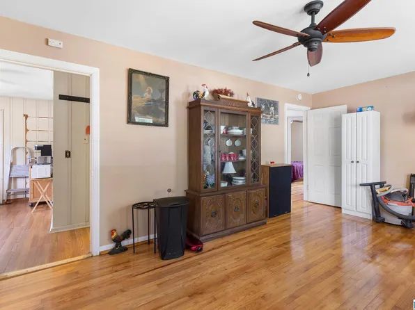 811 Walnut St, Talladega, AL 35160