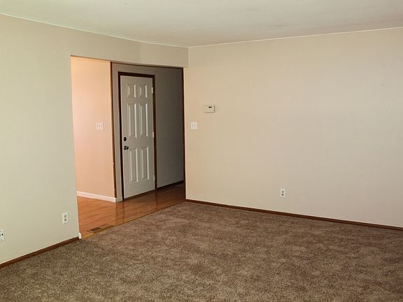 5th image of 6118 W Martin Dr