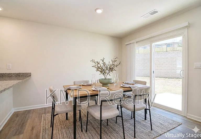 5155 Hyrule Dr — Photo 12