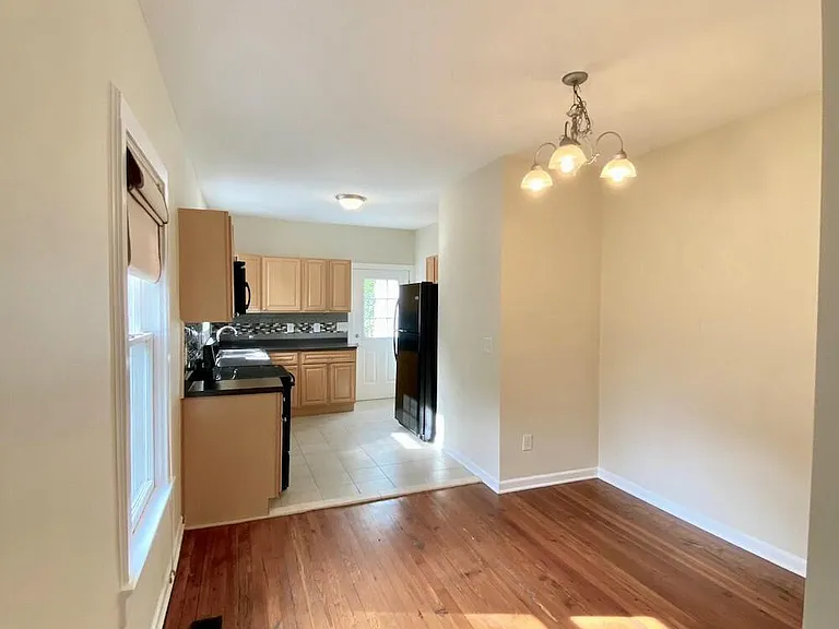 1201 Berkeley St — Photo 11