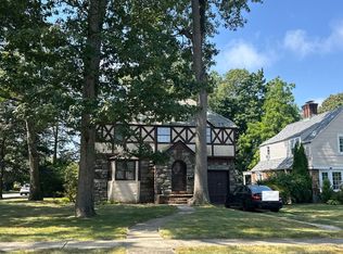 153 Connecticut Ave, Freeport, NY 11520