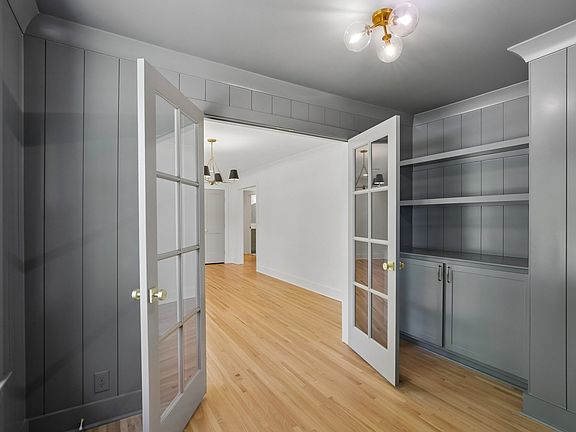 5th image of 5157 Regent Dr