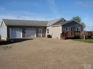 1740 Welch Ave, Klemme, IA 50449