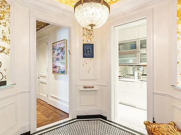 2211 Broadway APT 5A, New York, NY 10024
