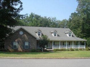 16044 Carmel Bay Dr, Northport, AL 35475