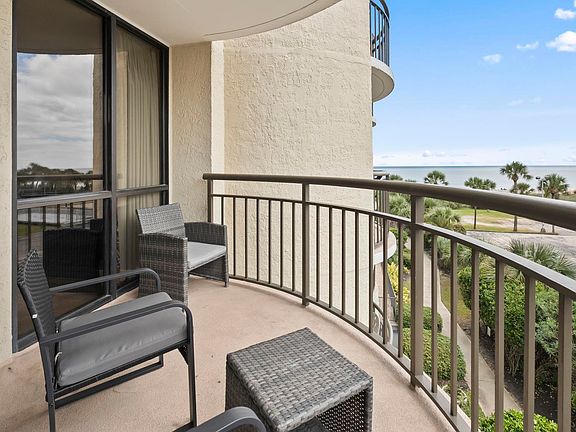 4th image of 2310 N Ocean Blvd. #307