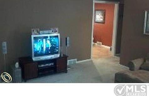 Living Area.jpeg
