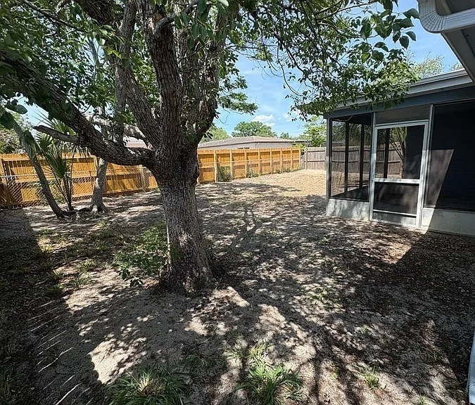 8447 Paxton Dr — Photo 34