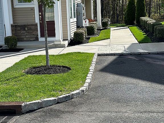 2nd image of 41 Halley Dr