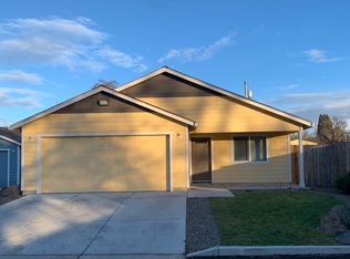 1687 Grand Ave, Medford, OR 97504