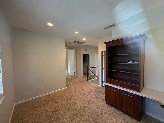 132 McDermott Ave — Photo 16
